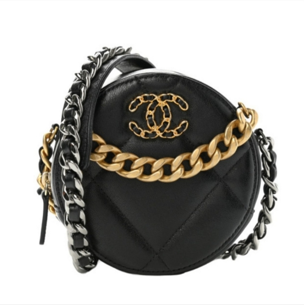 Chanel Black Quilted Round Crossbody With Mixed Metal Chain Strap